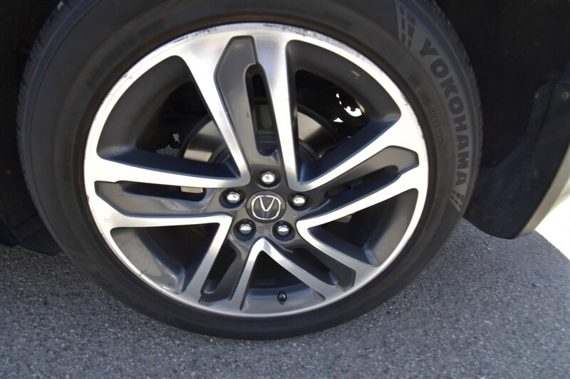 2017 Acura MDX Sport Hybrid w/Advance Pkg   - Photo 17 - Midway City, CA 92655