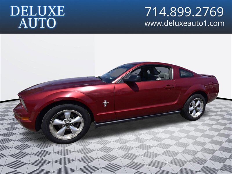 2007 Ford Mustang V6 Deluxe  