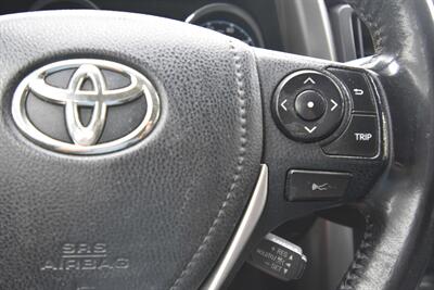 2018 Toyota RAV4 Hybrid Hybrid Limited   - Photo 10 - Midway City, CA 92655