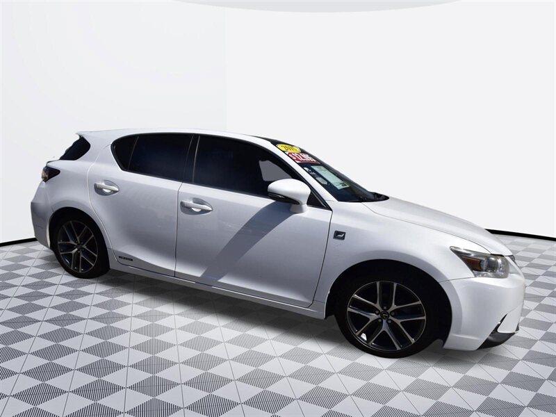 2015 Lexus CT 200h Hybrid - Photo 6 - Midway City, CA 92655