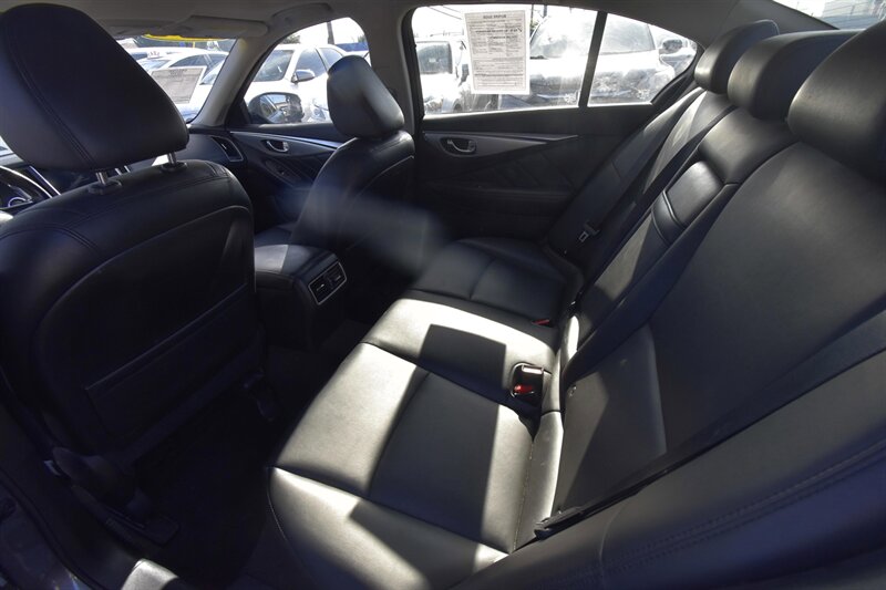 2020 INFINITI Q50 3.0t LUXE   - Photo 9 - Midway City, CA 92655