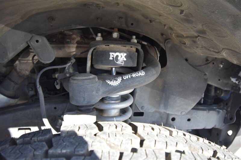 2006 Toyota Tacoma PreRunner   - Photo 13 - Midway City, CA 92655