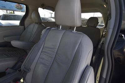 2012 Toyota Sienna XLE 7-Passenger Auto Acce - Photo 12 - Midway City, CA 92655