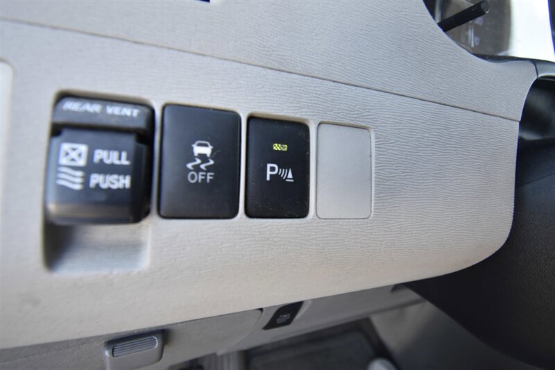 2012 Toyota Sienna XLE 7-Passenger Auto Acce - Photo 18 - Midway City, CA 92655