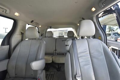 2012 Toyota Sienna XLE 7-Passenger Auto Acce - Photo 11 - Midway City, CA 92655