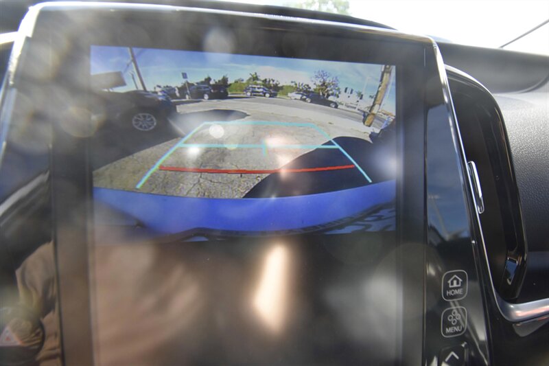 2019 Toyota Prius Limited   - Photo 19 - Midway City, CA 92655