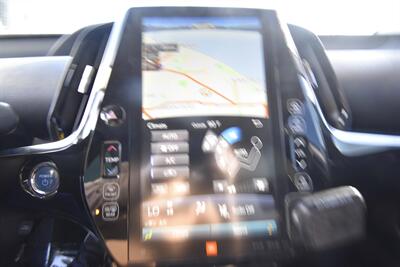 2019 Toyota Prius Limited   - Photo 8 - Midway City, CA 92655