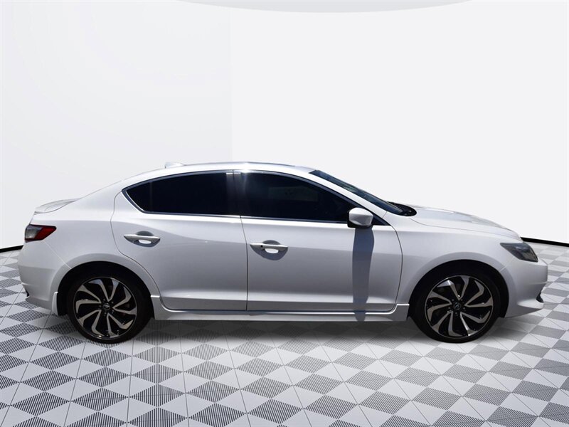 2018 Acura ILX Special Edition   - Photo 5 - Midway City, CA 92655