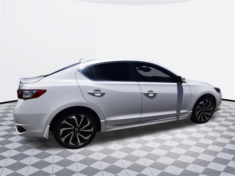 2018 Acura ILX Special Edition   - Photo 4 - Midway City, CA 92655
