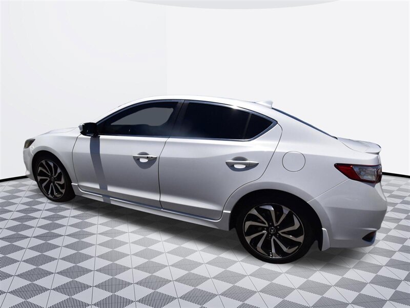 2018 Acura ILX Special Edition   - Photo 3 - Midway City, CA 92655