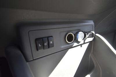 2013 Toyota Prius v Five - Photo 13 - Midway City, CA 92655