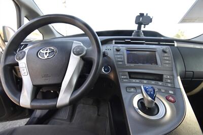 2014 Toyota Prius Plug-in Hybrid - Photo 8 - Midway City, CA 92655