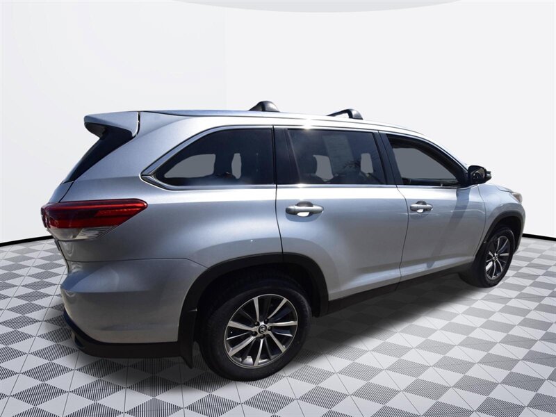 2019 Toyota Highlander Hybrid Hybrid XLE   - Photo 28 - Midway City, CA 92655