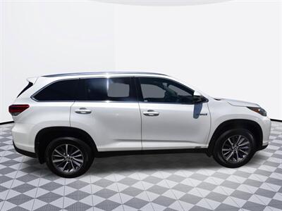 2019 Toyota Highlander Hybrid Hybrid XLE   - Photo 5 - Midway City, CA 92655