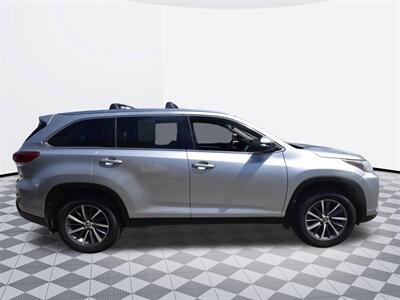 2019 Toyota Highlander Hybrid Hybrid XLE   - Photo 26 - Midway City, CA 92655
