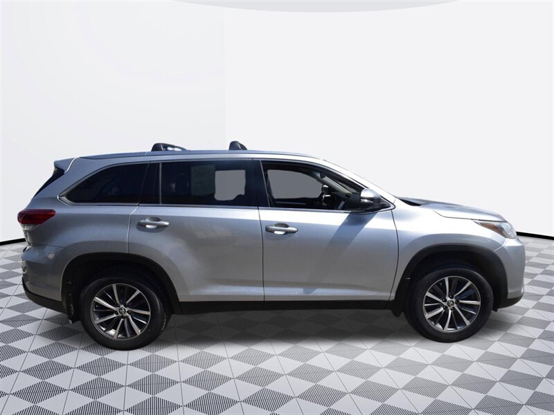 2019 Toyota Highlander Hybrid Hybrid XLE   - Photo 26 - Midway City, CA 92655