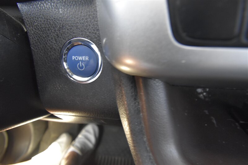 2019 Toyota Highlander Hybrid Hybrid XLE   - Photo 15 - Midway City, CA 92655