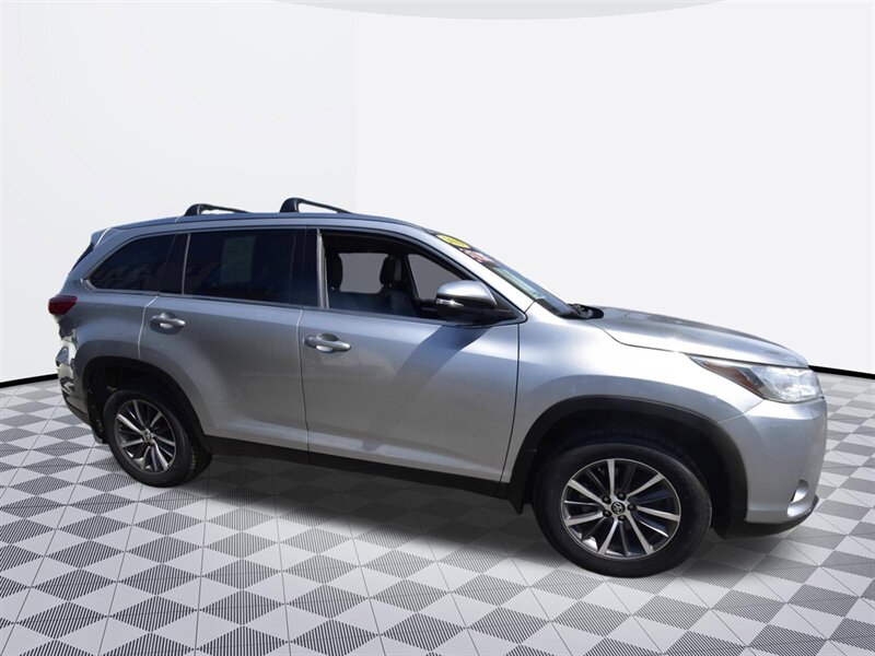 2019 Toyota Highlander Hybrid Hybrid XLE   - Photo 24 - Midway City, CA 92655