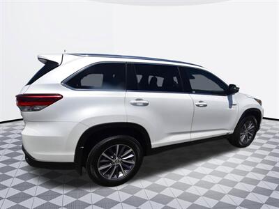 2019 Toyota Highlander Hybrid Hybrid XLE   - Photo 4 - Midway City, CA 92655