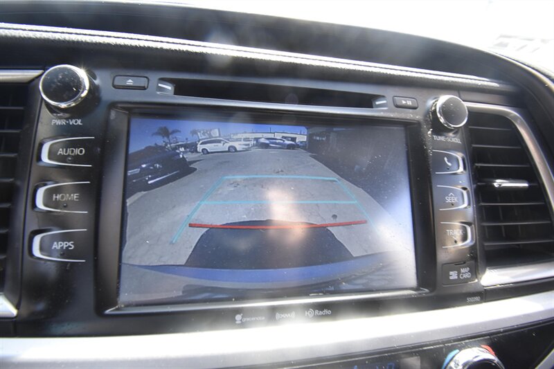 2019 Toyota Highlander Hybrid Hybrid XLE   - Photo 34 - Midway City, CA 92655