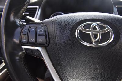 2019 Toyota Highlander Hybrid Hybrid XLE   - Photo 31 - Midway City, CA 92655