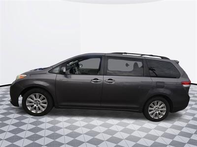 2012 Toyota Sienna Limited 7-Passenger - Photo 3 - Midway City, CA 92655