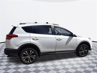 2015 Toyota RAV4 Limited - Photo 7 - Midway City, CA 92655
