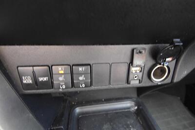 2015 Toyota RAV4 Limited   - Photo 12 - Midway City, CA 92655