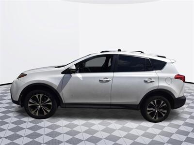 2015 Toyota RAV4 Limited - Photo 4 - Midway City, CA 92655