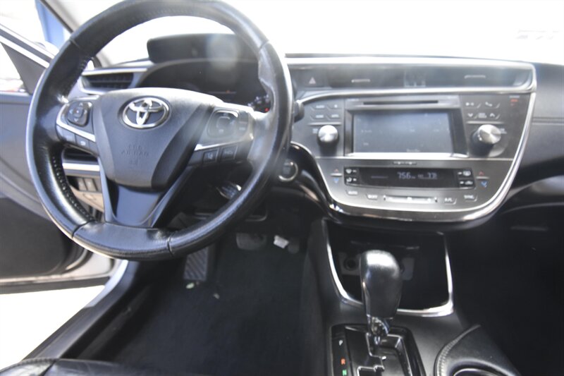 2018 Toyota Avalon XLE Premium - Photo 7 - Midway City, CA 92655