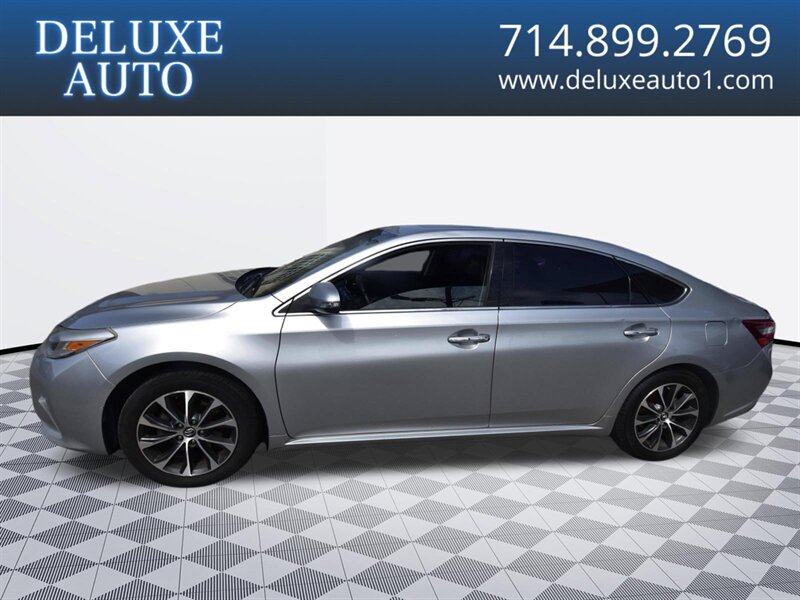 2018 Toyota Avalon XLE Premium  