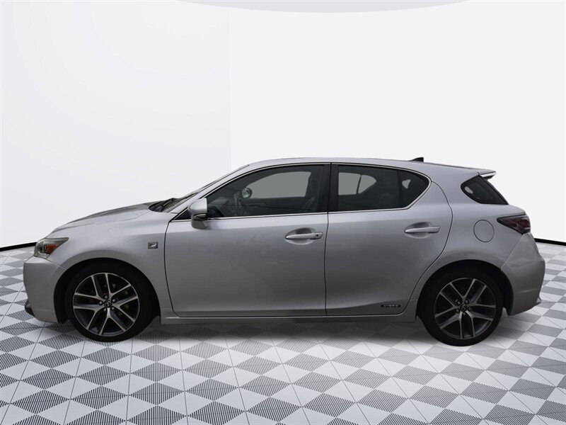 2014 Lexus CT 200h Hybrid   - Photo 2 - Midway City, CA 92655