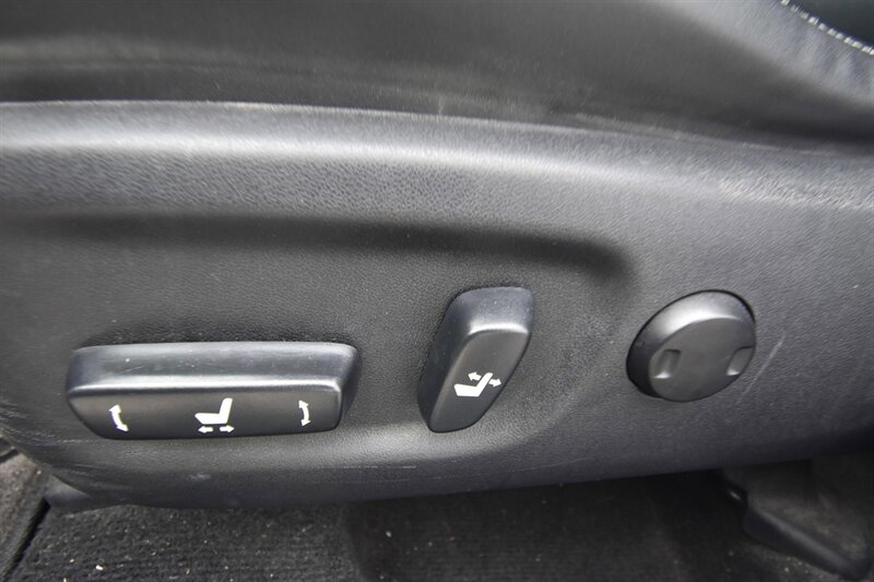 2014 Lexus CT 200h Hybrid   - Photo 11 - Midway City, CA 92655