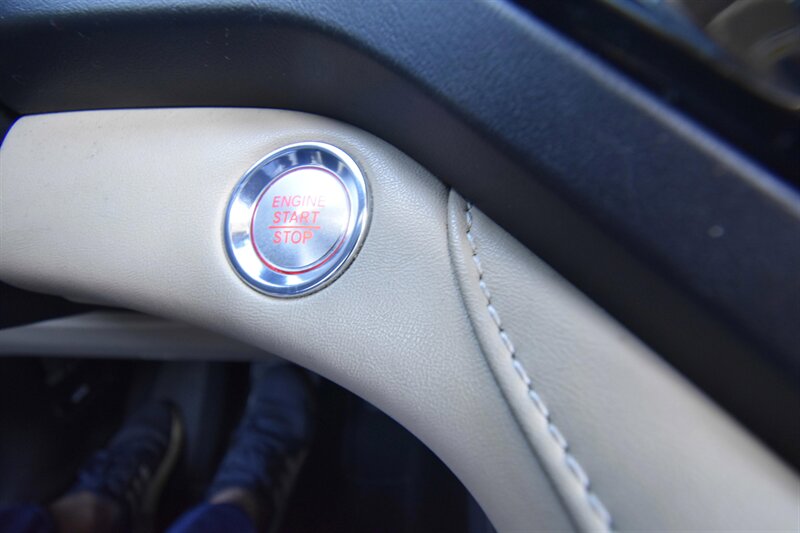 2020 Acura RDX w/Advance Pkg   - Photo 17 - Midway City, CA 92655