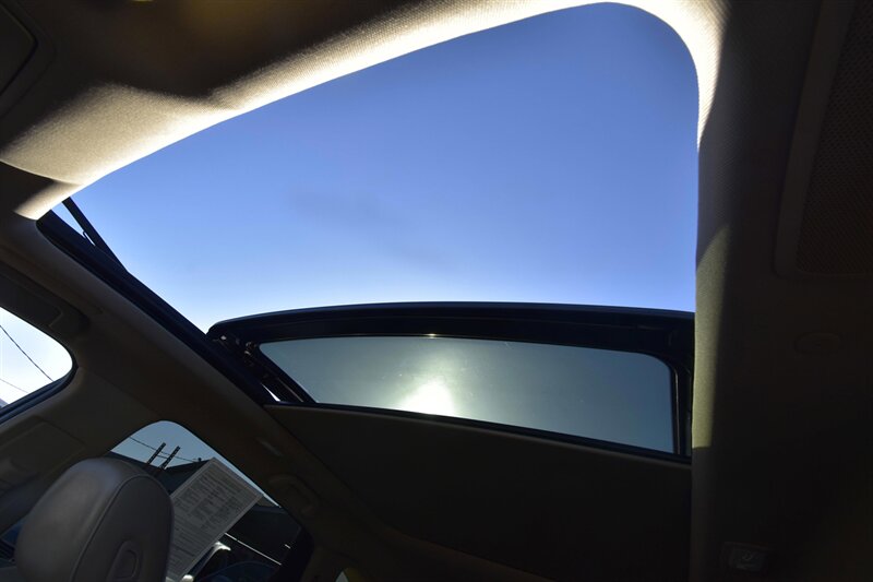 2020 Acura RDX w/Advance Pkg   - Photo 13 - Midway City, CA 92655