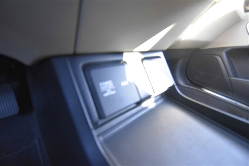 2020 Acura RDX w/Advance Pkg   - Photo 16 - Midway City, CA 92655