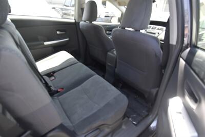 2014 Toyota Prius v Three   - Photo 9 - Midway City, CA 92655