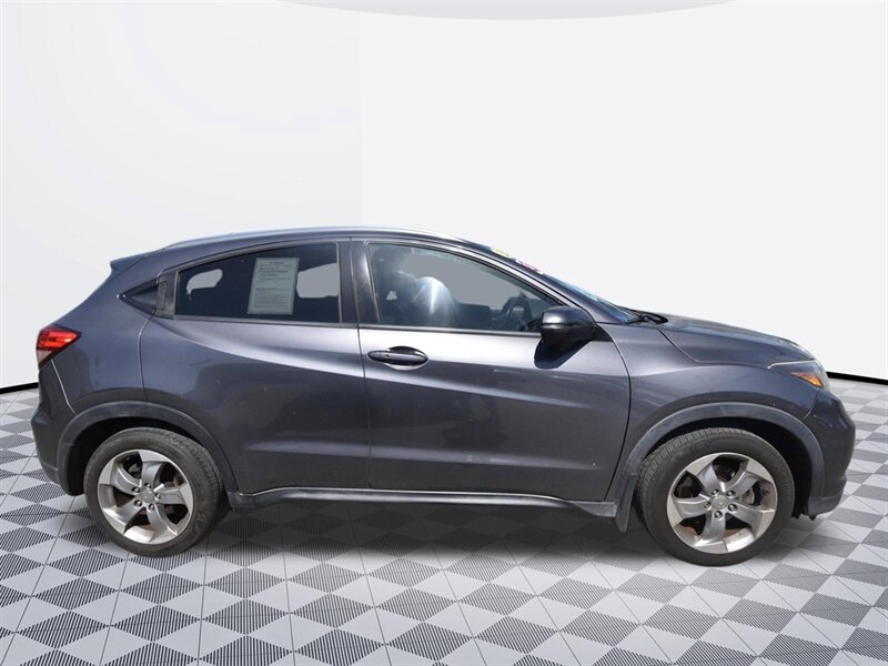 2017 Honda HR-V EX-L Navi   - Photo 5 - Midway City, CA 92655