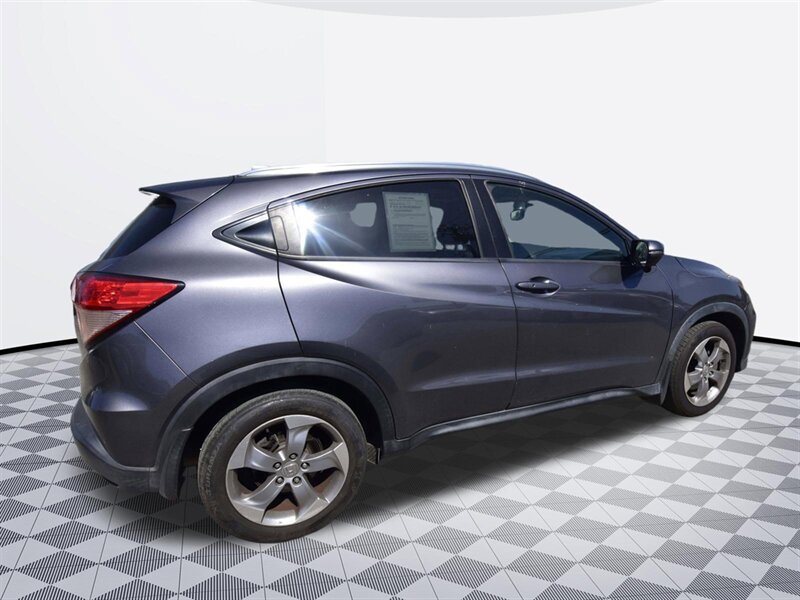 2017 Honda HR-V EX-L Navi - Photo 7 - Midway City, CA 92655