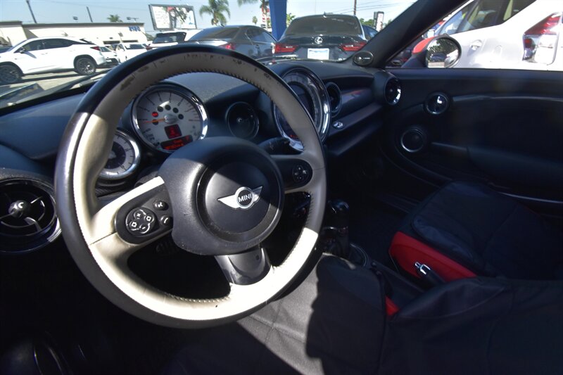 2013 MINI Roadster S - Photo 7 - Midway City, CA 92655