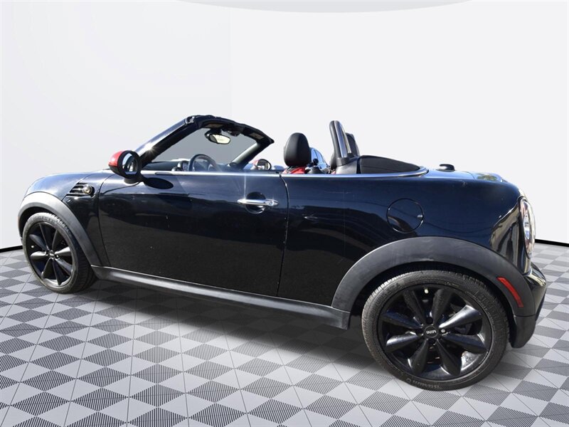 2013 MINI Roadster S - Photo 5 - Midway City, CA 92655