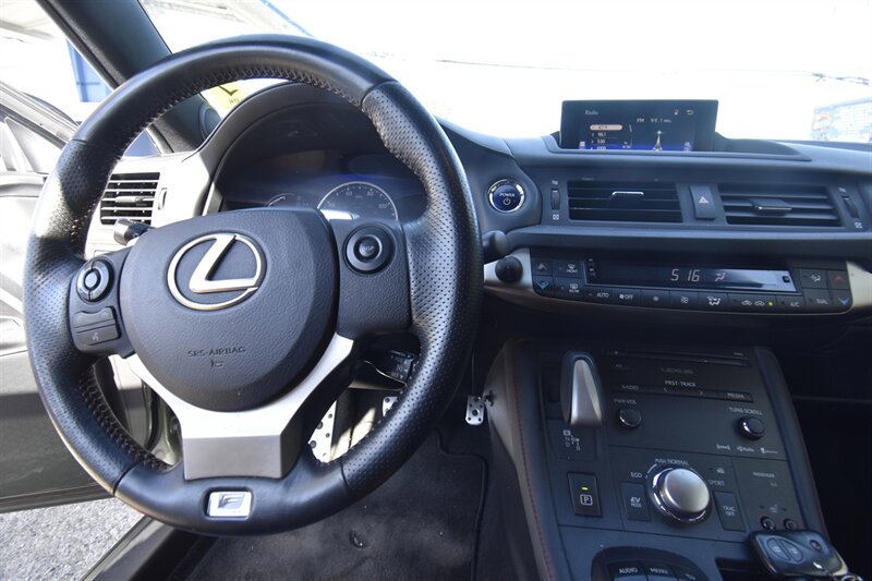 2016 Lexus CT 200h Hybrid - Photo 7 - Midway City, CA 92655