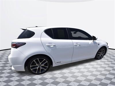 2016 Lexus CT 200h Hybrid   - Photo 6 - Midway City, CA 92655