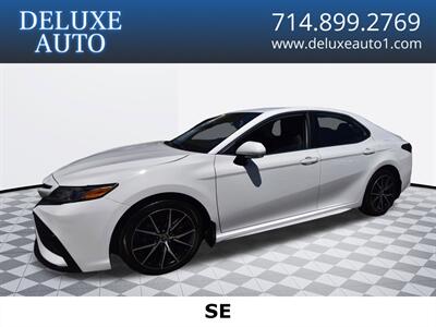 2024 Toyota Camry SE   - Photo 1 - Midway City, CA 92655