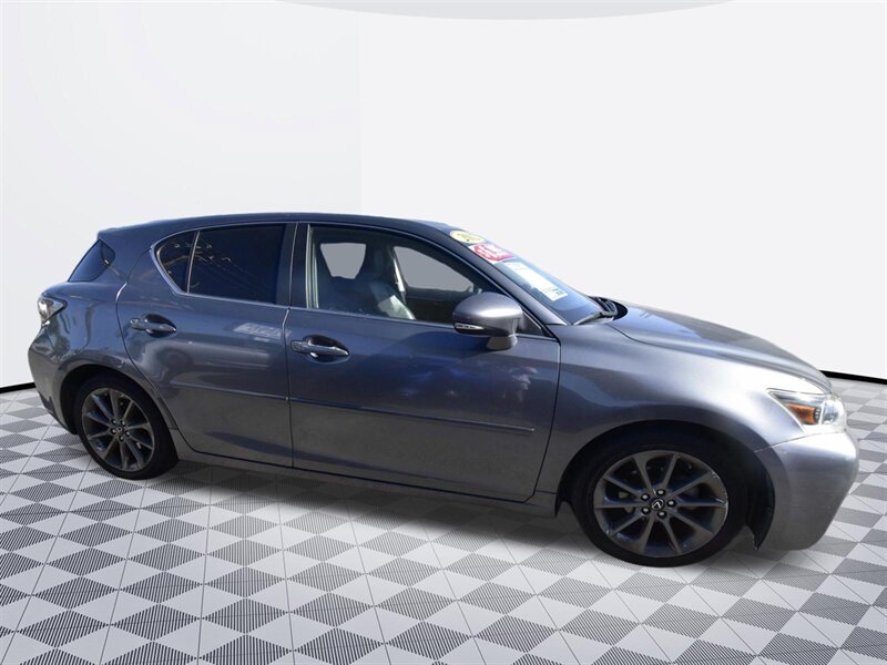 2012 Lexus CT 200h Premium - Photo 6 - Midway City, CA 92655