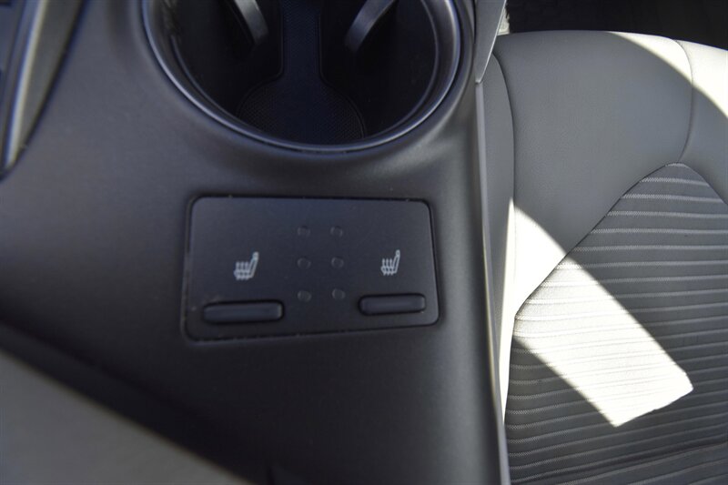 2021 Toyota Camry Hybrid Hybrid SE   - Photo 13 - Midway City, CA 92655