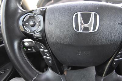 2016 Honda Accord Touring   - Photo 14 - Midway City, CA 92655