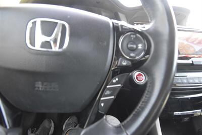 2016 Honda Accord Touring   - Photo 15 - Midway City, CA 92655