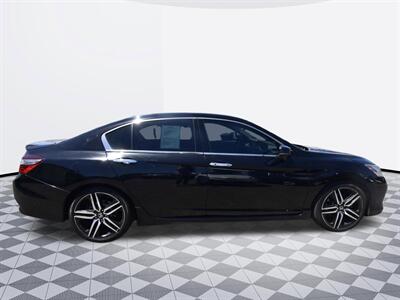2016 Honda Accord Touring   - Photo 5 - Midway City, CA 92655