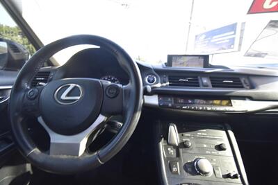 2015 Lexus CT 200h Hybrid   - Photo 8 - Midway City, CA 92655